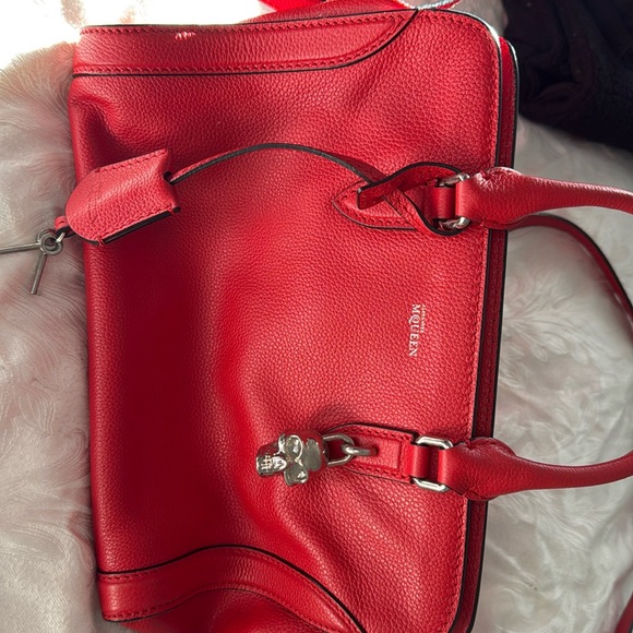 Alexander McQueen Handbags - Alexander MQUEEN